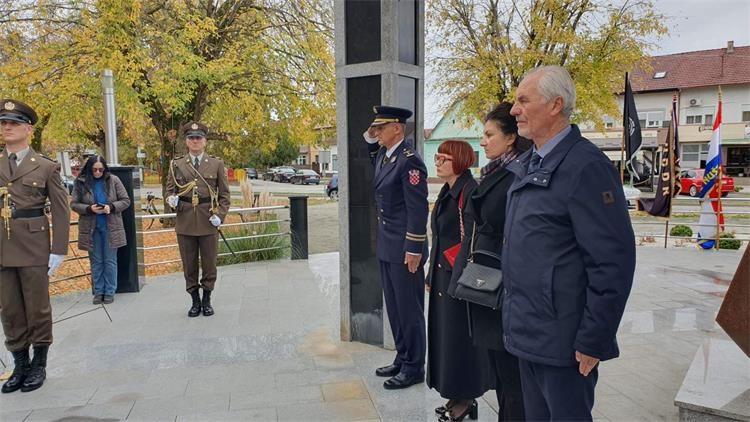 Slika /PU_VS/Obilježavanja/SJP Delta Županja 13-9/obilježavanje županja.jpg